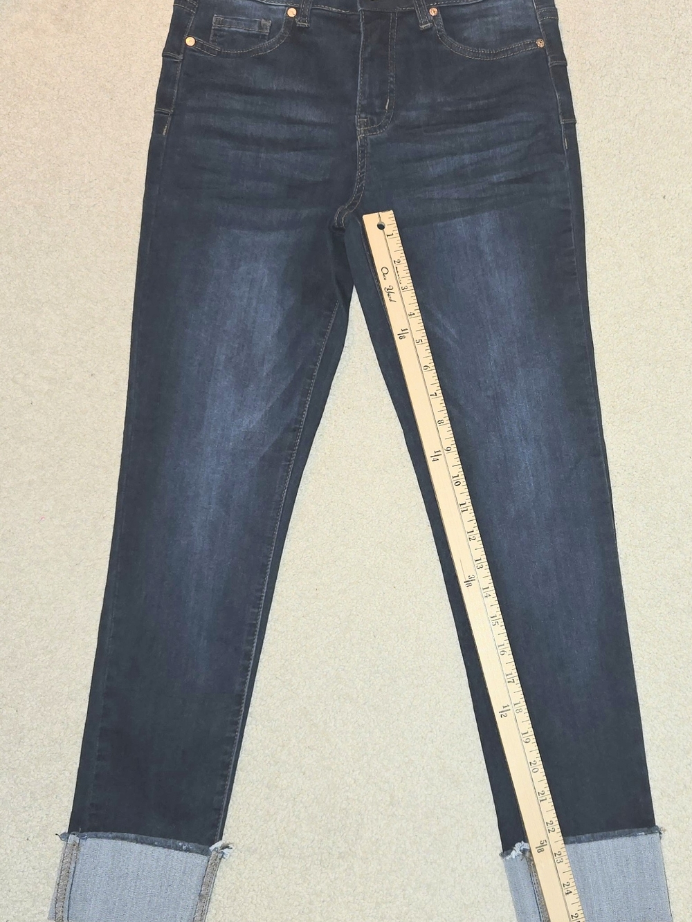 NWOT Dark Wash Skinny Cuffed Cropped Jeans Womens Size 4 - Picture 7 of 7